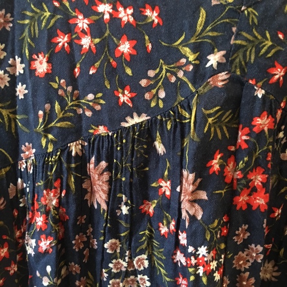 American Eagle navy blue tunic/dress with red pink green flowers 🌺 Size S - Picture 4 of 8
